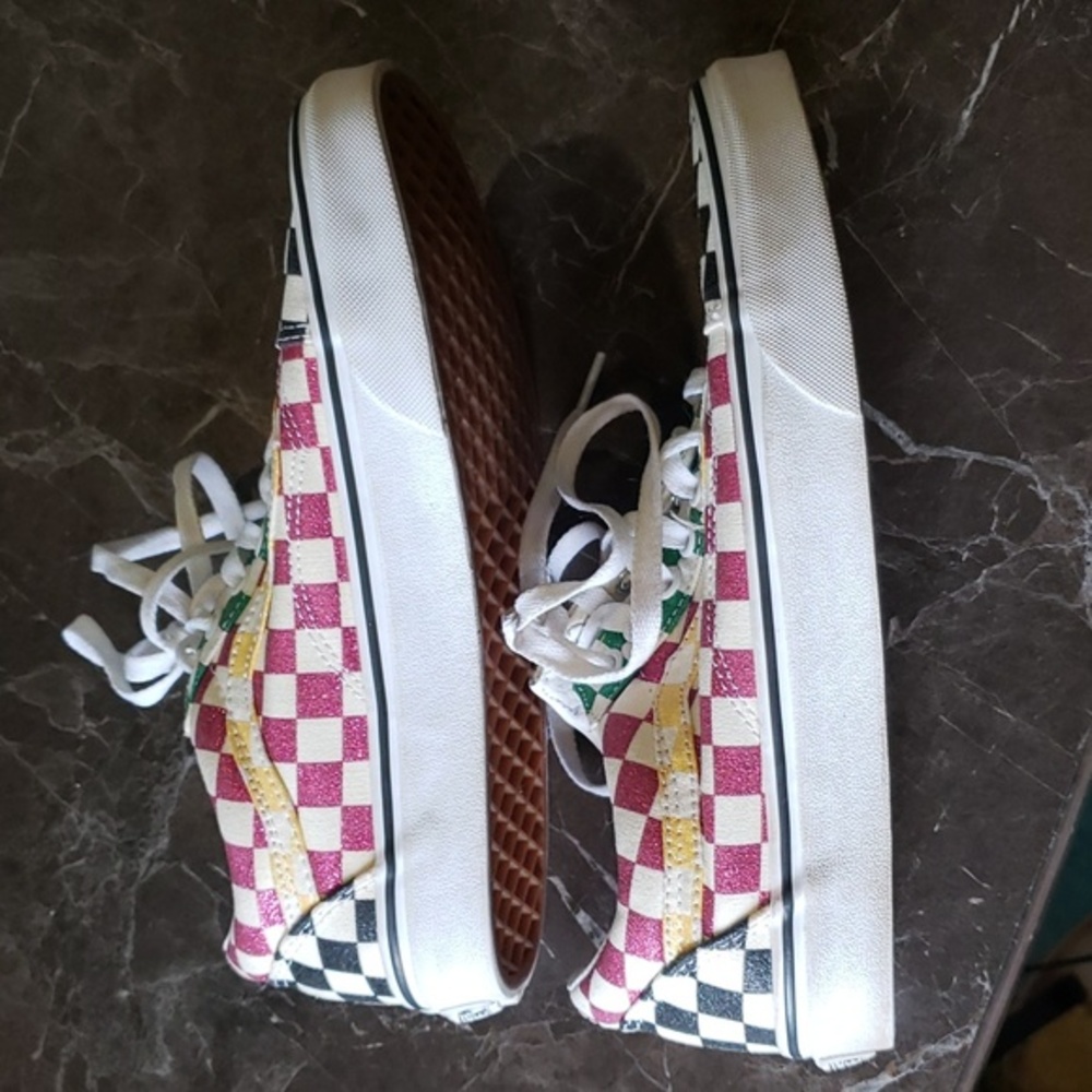 Worn once Vans‎ Glitter Check Old Skool sneakers size 6.5. - Picture 6 of 8